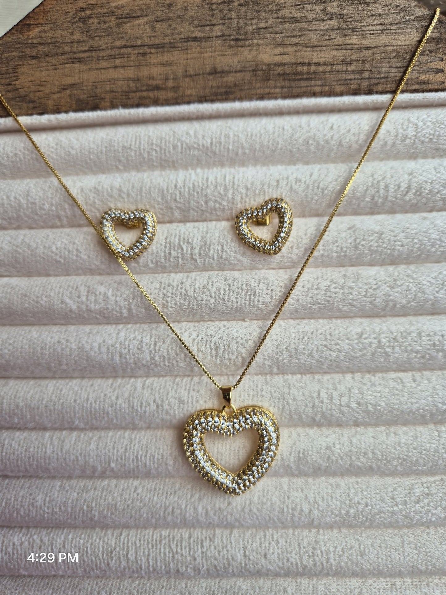 Heart diamante set
