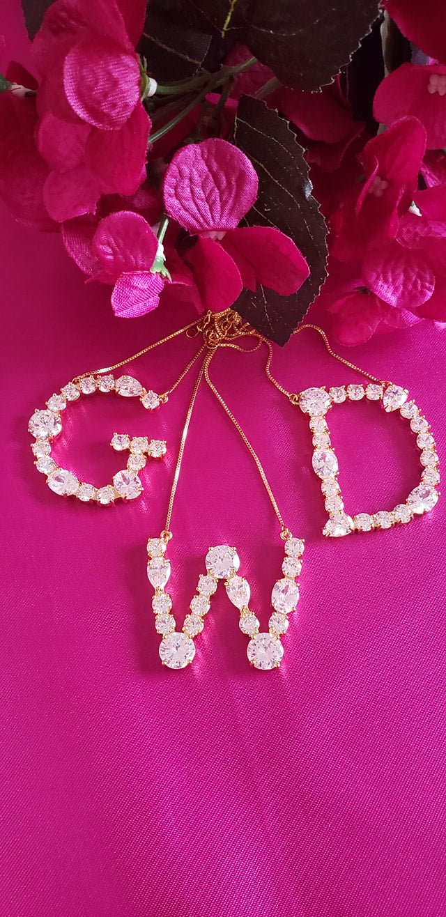 Bubble Letter Chain