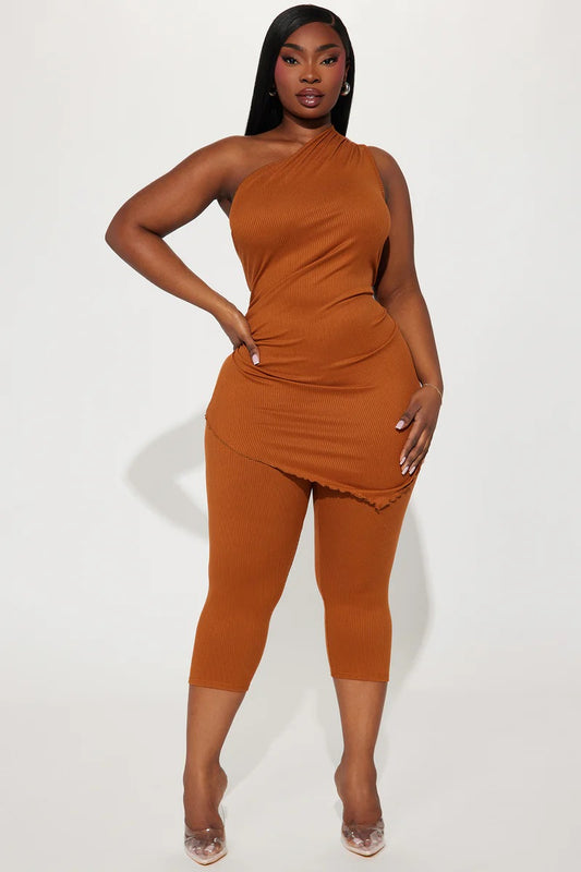 One sided capri set